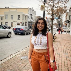 Meet your Posher, Kavita